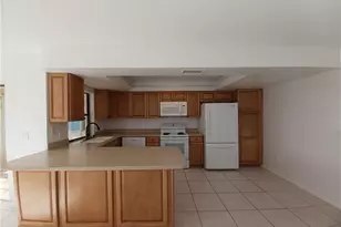 3305 SW 7th Pl, Cape Coral, FL 33914 - Photo 13