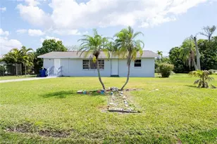 4631 New Haven Dr, Fort Myers, FL 33908 - Photo 1