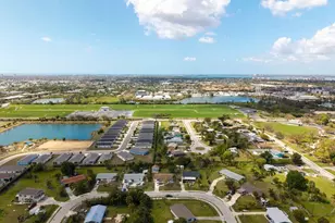 4631 New Haven Dr, Fort Myers, FL 33908 - Photo 9