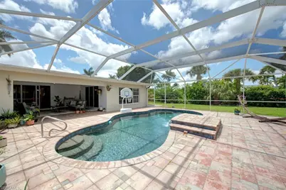 991 Aqua Ln, Fort Myers, FL 33919 - Photo 29