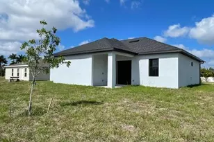 1319 NW 15th Ave, Cape Coral, FL 33993 - Photo 15
