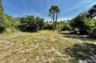 4718/4720 Golfview Blvd, Lehigh Acres, FL 33973 - Photo 3