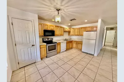4718/4720 Golfview Blvd, Lehigh Acres, FL 33973 - Photo 7
