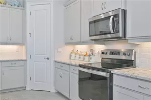 18237 Everson Miles Cir, North Fort Myers, FL 33917 - Photo 9