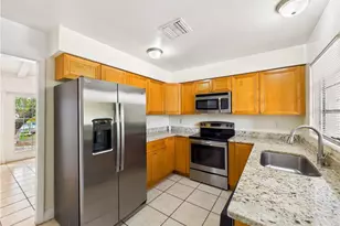 794 Hydrangea Dr, North Fort Myers, FL 33903 - Photo 9
