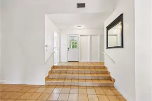 794 Hydrangea Dr, North Fort Myers, FL 33903 - Photo 3