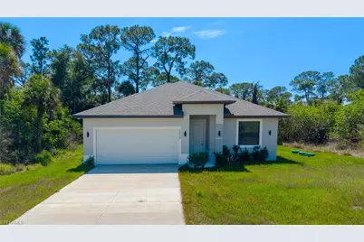 5028 W Tradewinds Cir, Labelle, FL 33935 - Photo 1