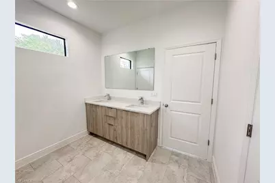 5028 W Tradewinds Cir, Labelle, FL 33935 - Photo 9