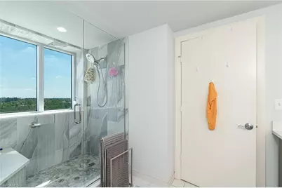 3000 Oasis Grand Blvd #801, Fort Myers, FL 33916 - Photo 13
