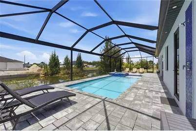2530 SW 4th Pl, Cape Coral, FL 33914 - Photo 27
