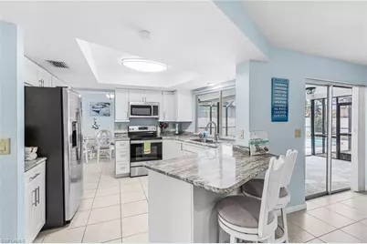 3122 SE 22nd Pl, Cape Coral, FL 33904 - Photo 5