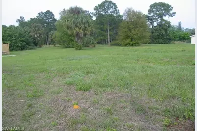 8226 Grady Dr, North Fort Myers, FL 33917 - Photo 3