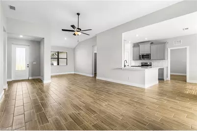 825 SW 9th Ct, Cape Coral, FL 33991 - Photo 3