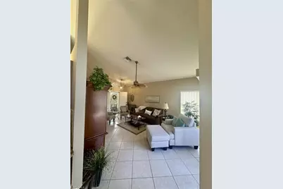13648 Admiral Ct, Fort Myers, FL 33912 - Photo 11