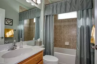 2474 Blackburn Cir, Cape Coral, FL 33991 - Photo 15