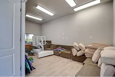 5711 Yardarm Ct, Cape Coral, FL 33914 - Photo 35