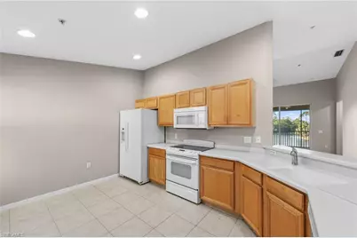 10344 Whispering Palms Dr #1904, Fort Myers, FL 33913 - Photo 9