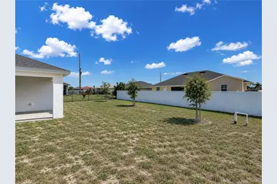 2728 NE 5th Pl, Cape Coral, FL 33909 - Photo 23