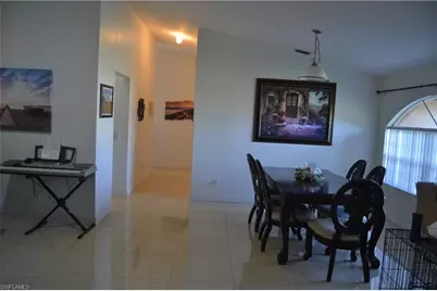 622 SE 10th Ave, Cape Coral, FL 33990 - Photo 7
