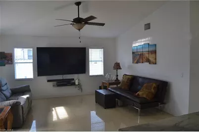 622 SE 10th Ave, Cape Coral, FL 33990 - Photo 13
