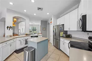 12142 Country Day Cir, Fort Myers, FL 33913 - Photo 13