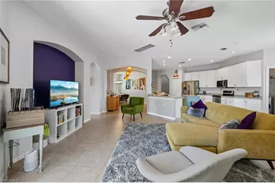 12142 Country Day Cir, Fort Myers, FL 33913 - Photo 5