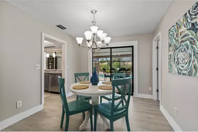 924 SE 21st Ln, Cape Coral, FL 33990 - Photo 7