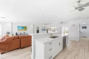 469 Bayshore Dr, Cape Coral, FL 33904 - Photo 5