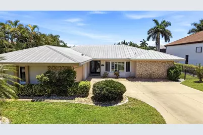 469 Bayshore Dr, Cape Coral, FL 33904 - Photo 31