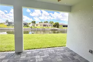 608 SW 20th Terrace, Cape Coral, FL 33991 - Photo 9