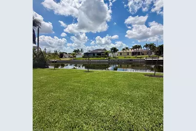 608 SW 20th Ter, Cape Coral, FL 33991 - Photo 7