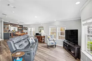 17550 Canal Cove Ct, Fort Myers Beach, FL 33931 - Photo 9