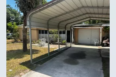 376 Kingston Dr E, Fort Myers, FL 33905 - Photo 21