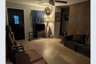 376 Kingston Dr E, Fort Myers, FL 33905 - Photo 5