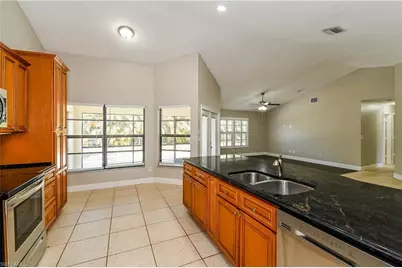 225 SW 37th St, Cape Coral, FL 33914 - Photo 5
