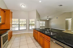225 SW 37th St, Cape Coral, FL 33914 - Photo 5