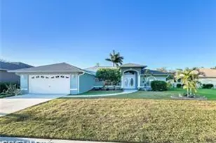 7631 Woodland Bend Cir, Fort Myers, FL 33912 - Photo 1