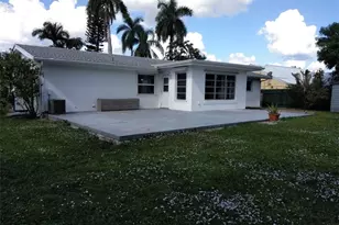 25 Estate Dr, North Fort Myers, FL 33917 - Photo 3