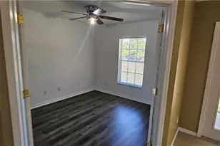 815 Porter St E, Lehigh Acres, FL 33974 - Photo 9
