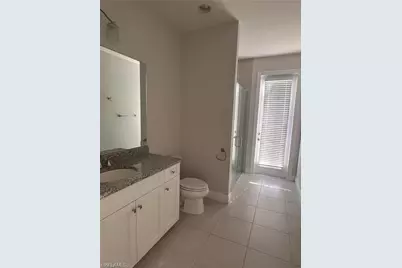 305 NE 19th Pl, Cape Coral, FL 33909 - Photo 15