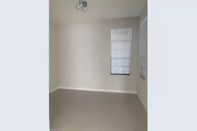 305 NE 19th Pl, Cape Coral, FL 33909 - Photo 7