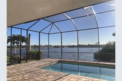 305 NE 19th Pl, Cape Coral, FL 33909 - Photo 17