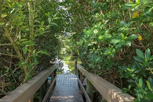 561 Periwinkle Way, Sanibel, FL 33957 - Photo 19