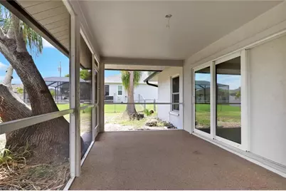 1628 SW 12th Ln, Cape Coral, FL 33991 - Photo 23