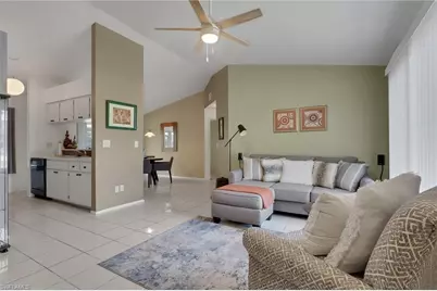 1628 SW 12th Ln, Cape Coral, FL 33991 - Photo 5