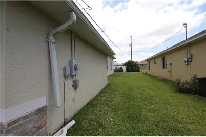 4213 SW 14th Pl, Cape Coral, FL 33914 - Photo 35