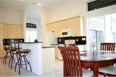 4213 SW 14th Pl, Cape Coral, FL 33914 - Photo 11