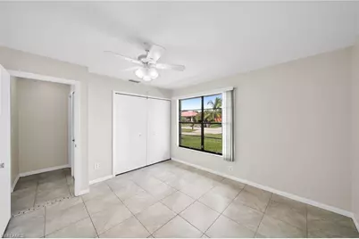 919 SE 5th Pl, Cape Coral, FL 33990 - Photo 9