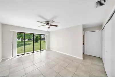 919 SE 5th Pl, Cape Coral, FL 33990 - Photo 11