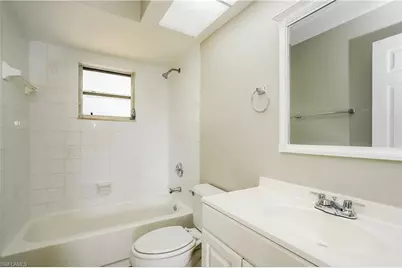 1724 SW 2nd Pl, Cape Coral, FL 33991 - Photo 11
